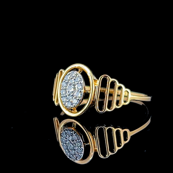 Elegant Sparkle Diamond Ring - Image 4